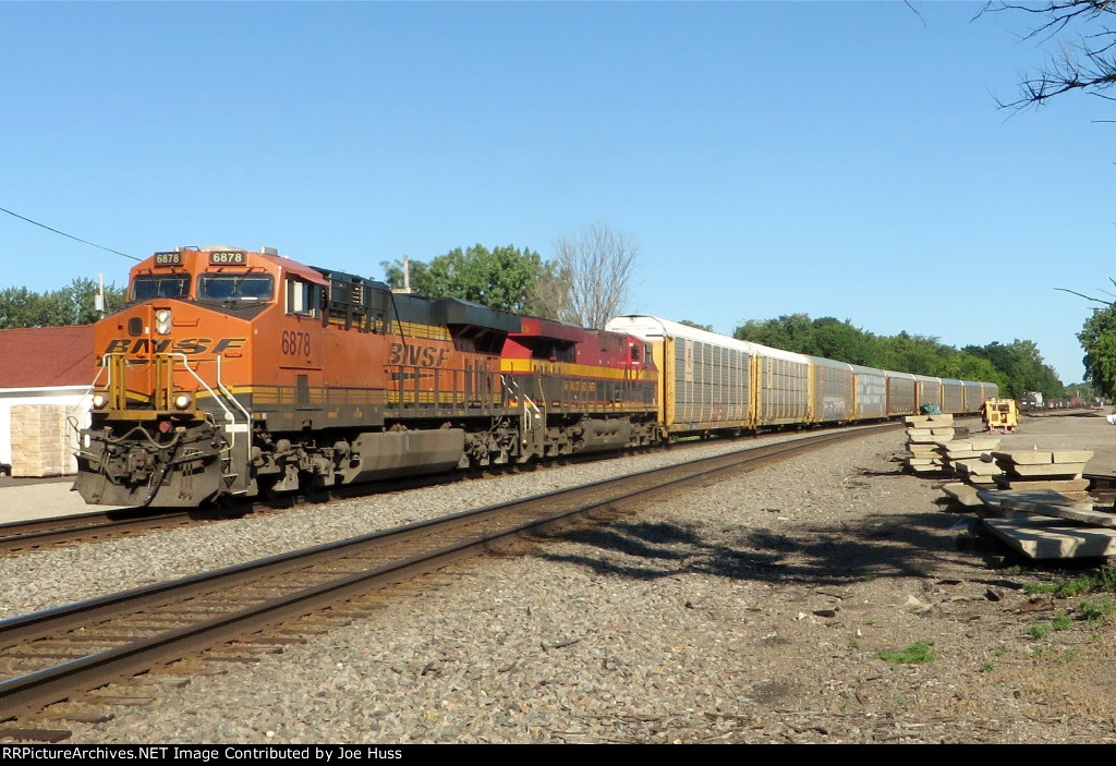 BNSF 6878 East